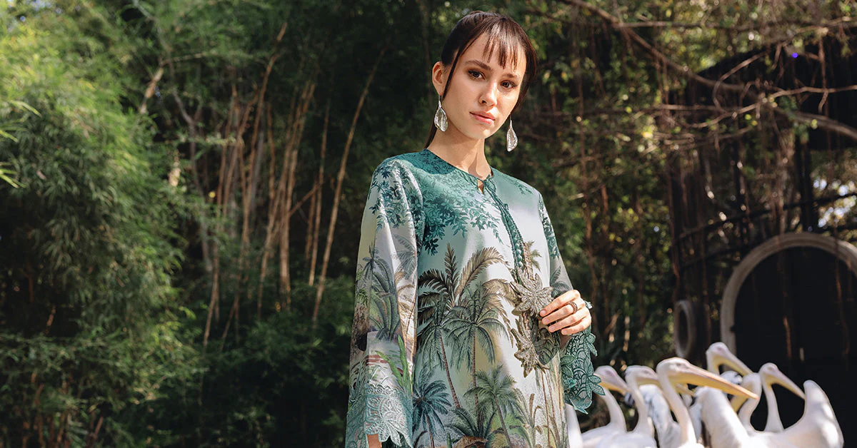 3 Piece Unstitched Embroidered Lawn Suit - Image 3
