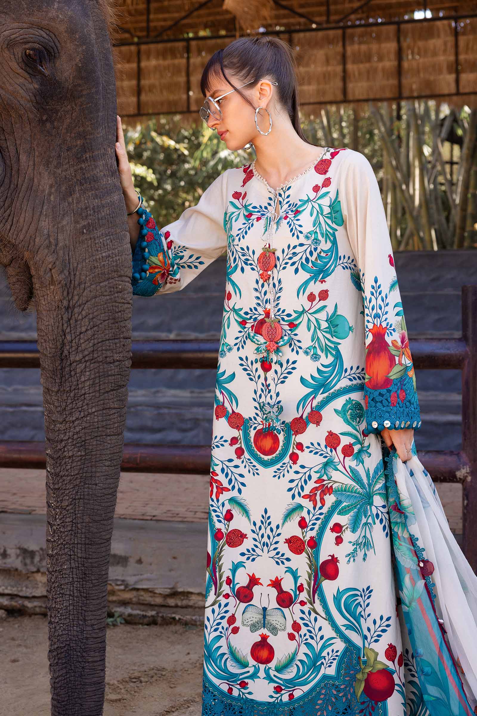 3 Piece Unstitched Embroidered Lawn Suit - Image 2