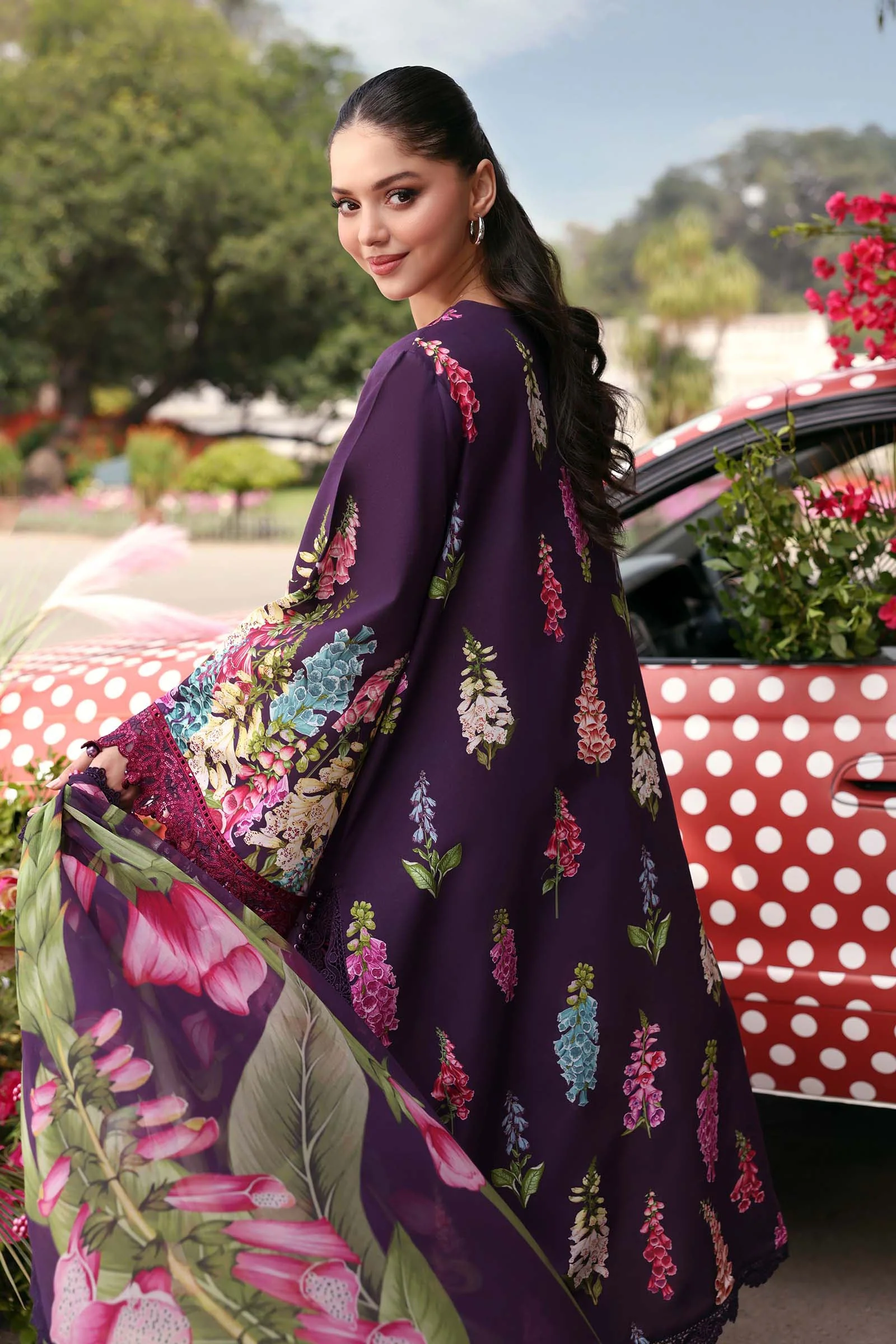 3 Piece Unstitched Embroidered Lawn Suit - Image 11