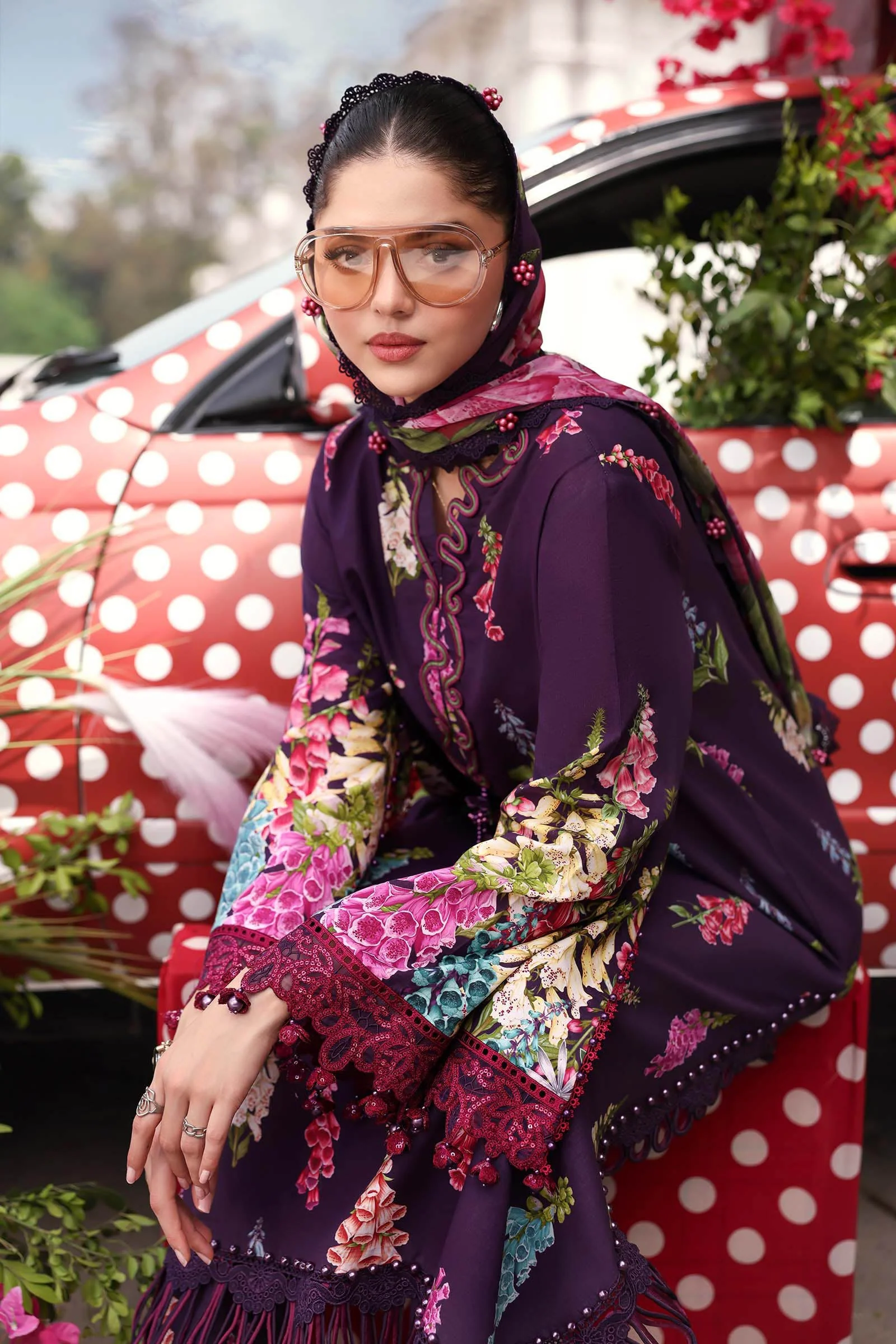 3 Piece Unstitched Embroidered Lawn Suit - Image 7