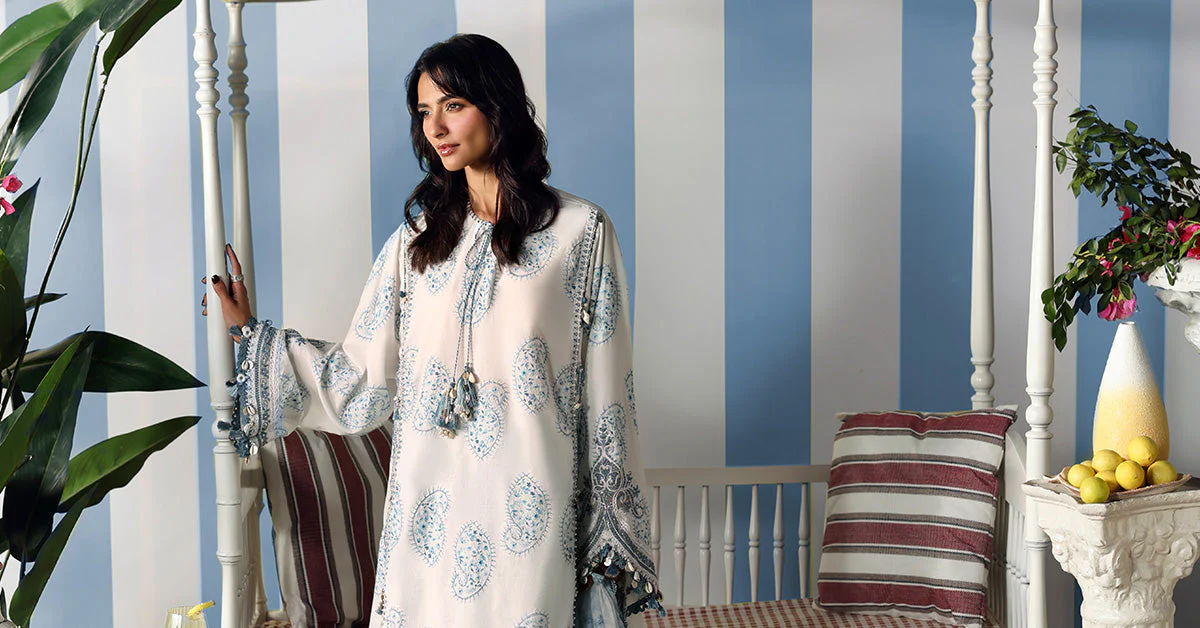 3 Piece Unstitched Embroidered Lawn Suit - Image 8