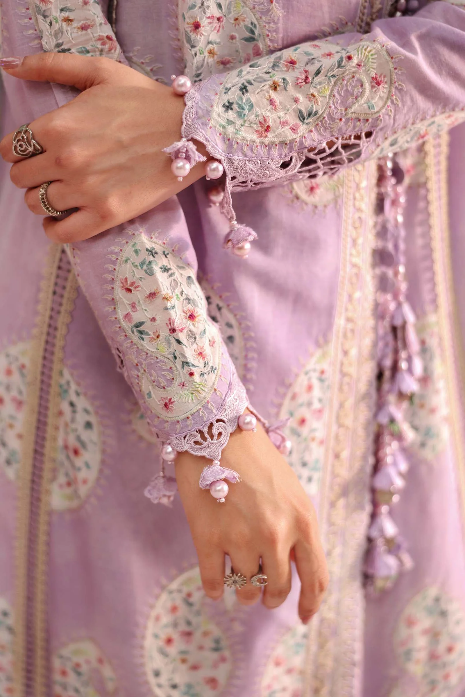 3 Piece Unstitched Embroidered Lawn Suit - Image 5