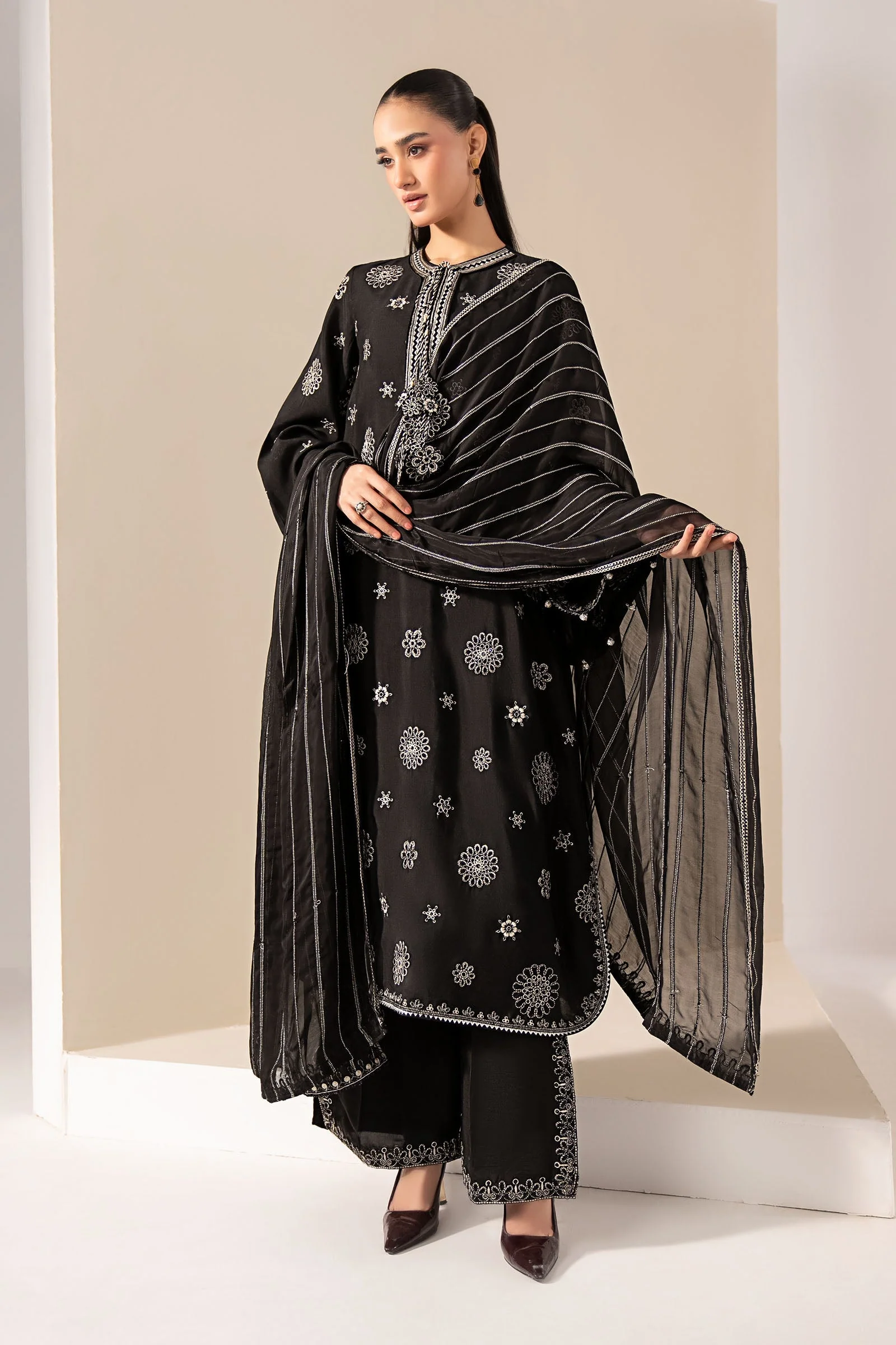 3 Piece Embroidered Tissue Staple Suit - Image 8