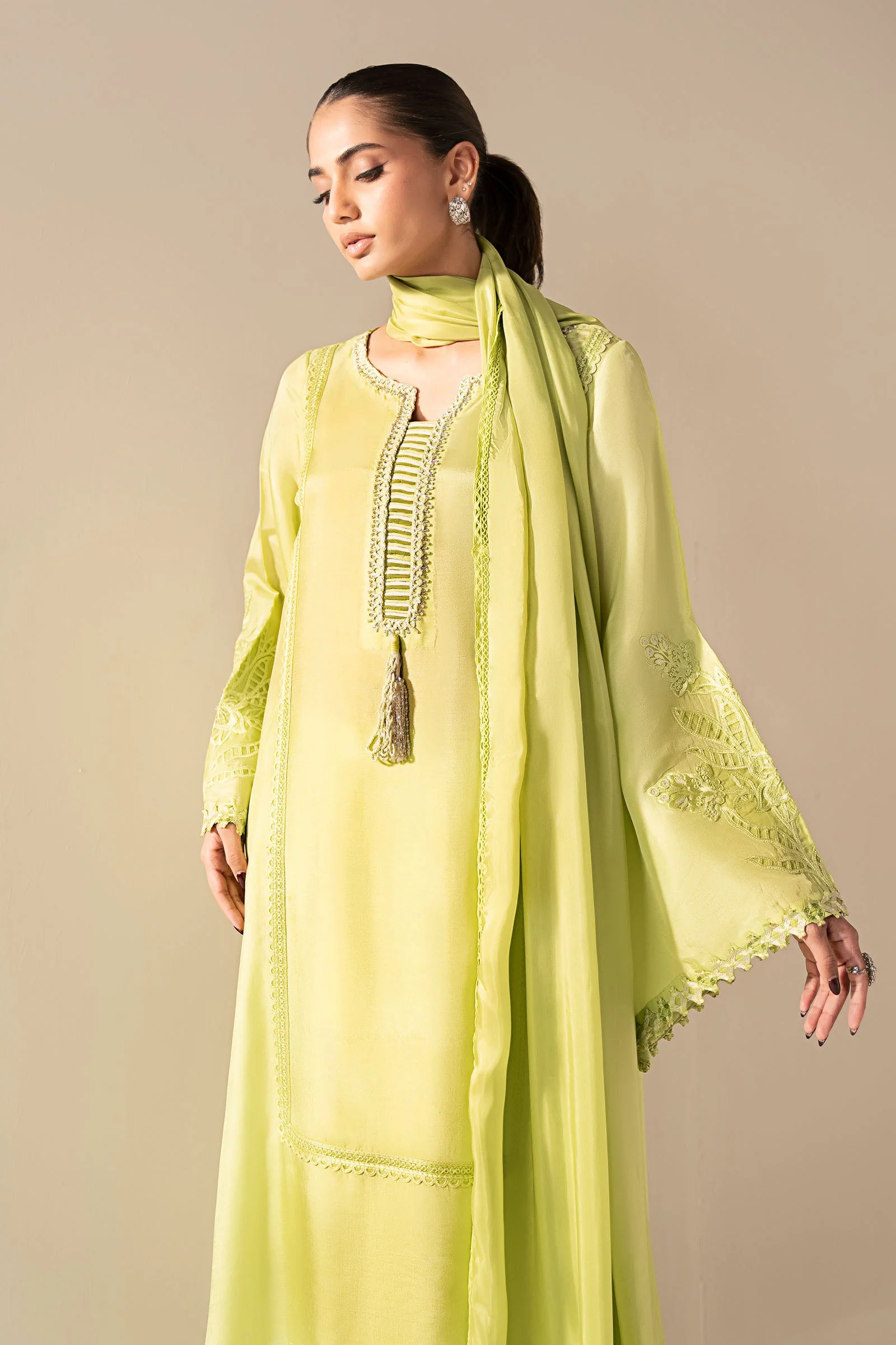 3 Piece Embroidered Tassel Silk Suit - Image 2