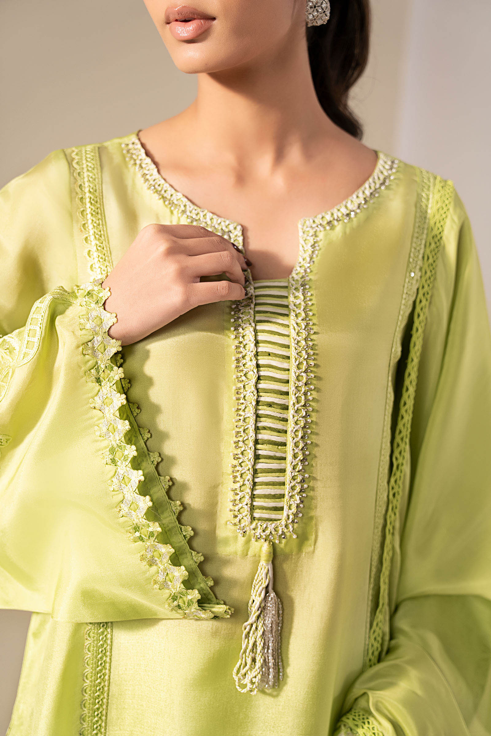 3 Piece Embroidered Tassel Silk Suit - Image 3