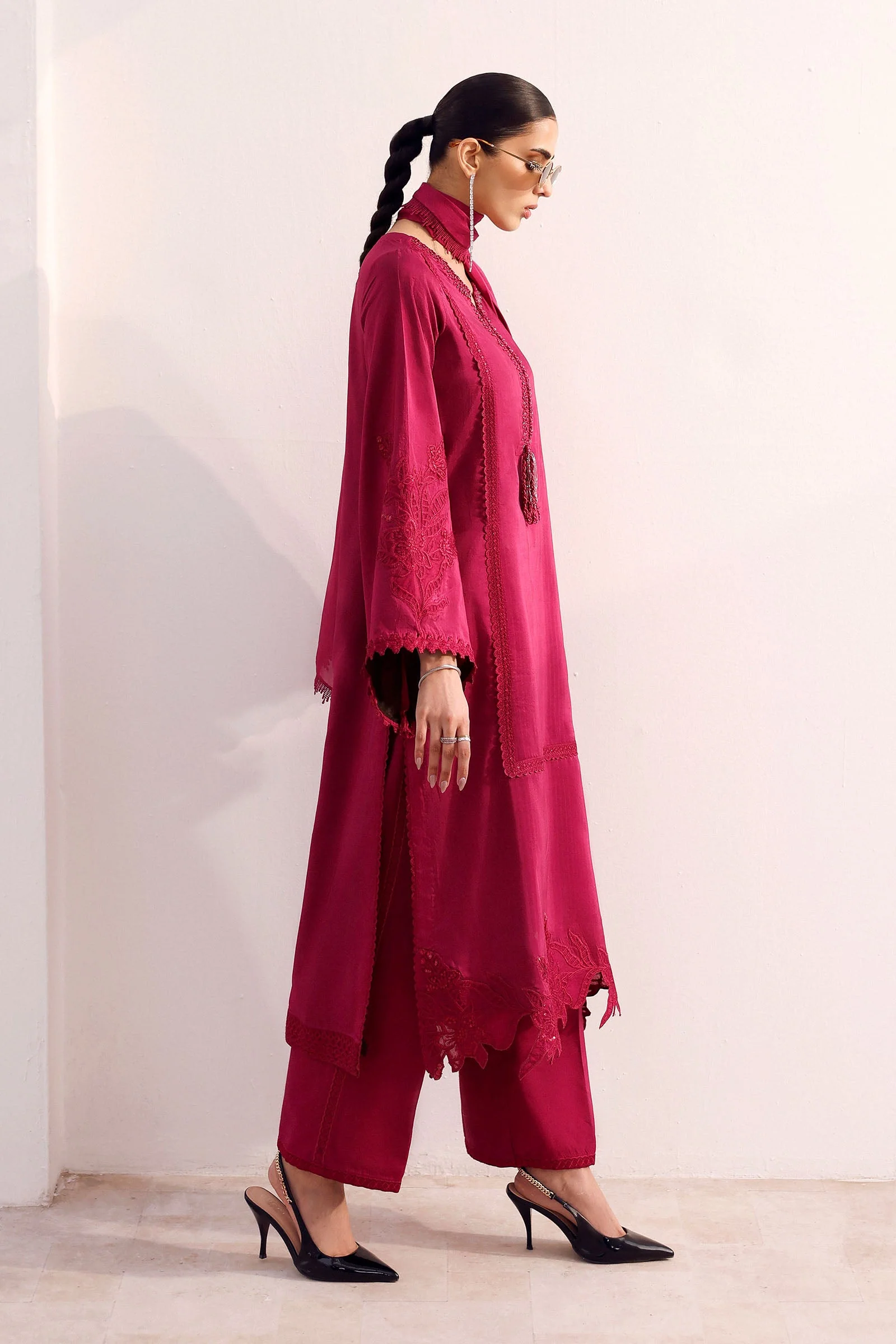 3 Piece Embroidered Tassel Silk Suit - Image 7