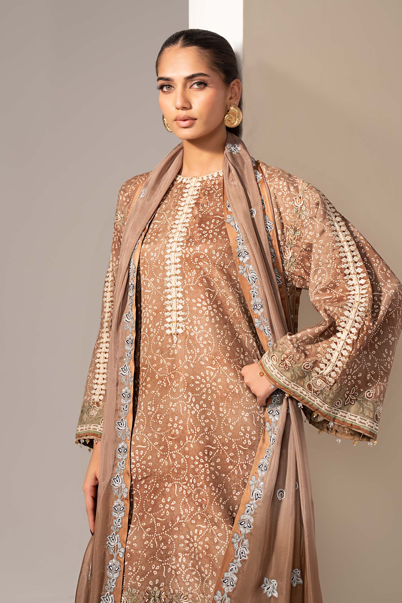 3 Piece Embroidered Silk Suit - Image 3