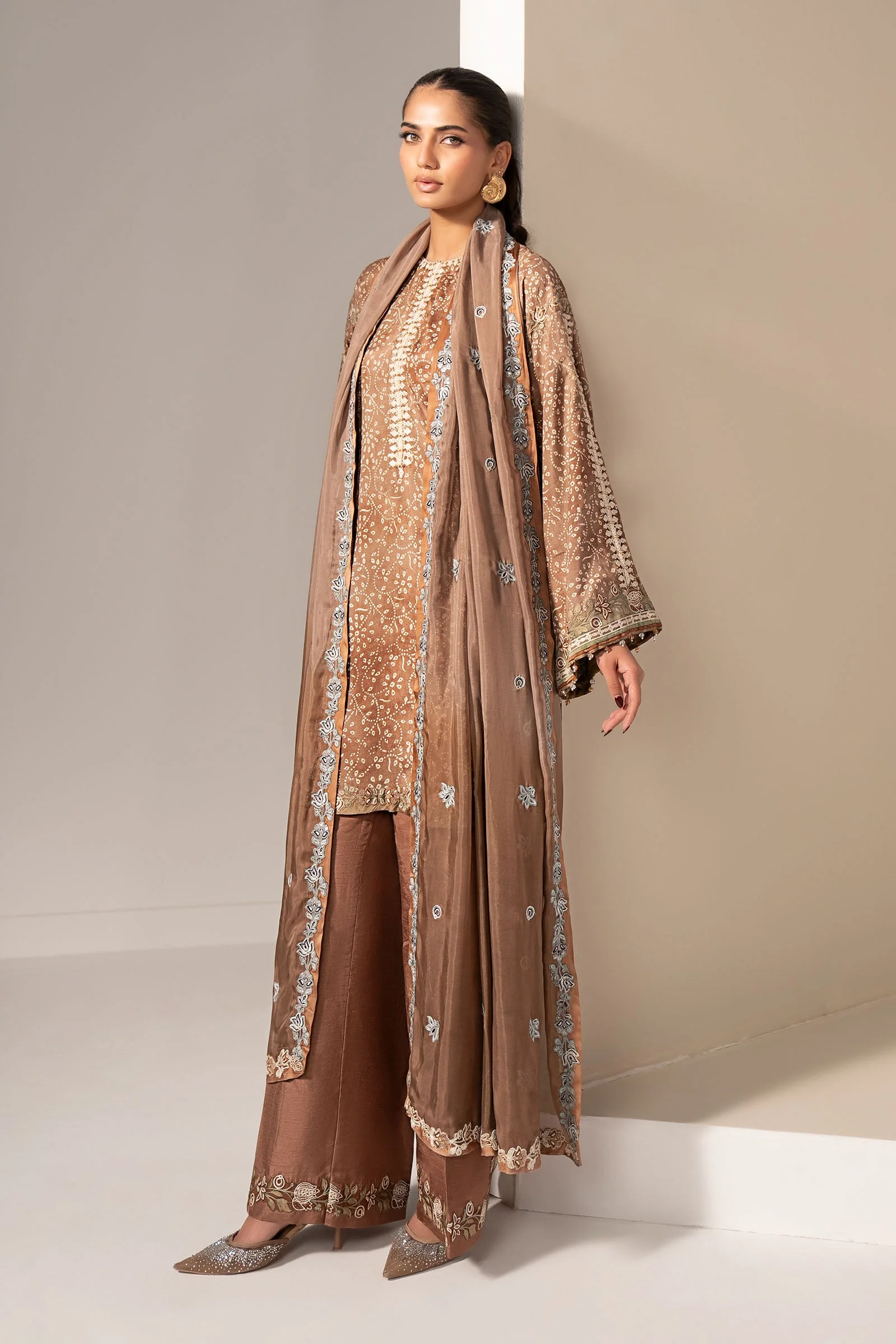3 Piece Embroidered Silk Suit - Image 4