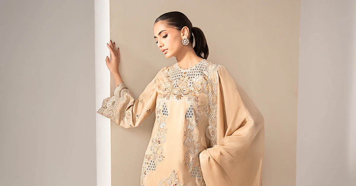 3 Piece Embroidered Raw Silk Suit - Image 10