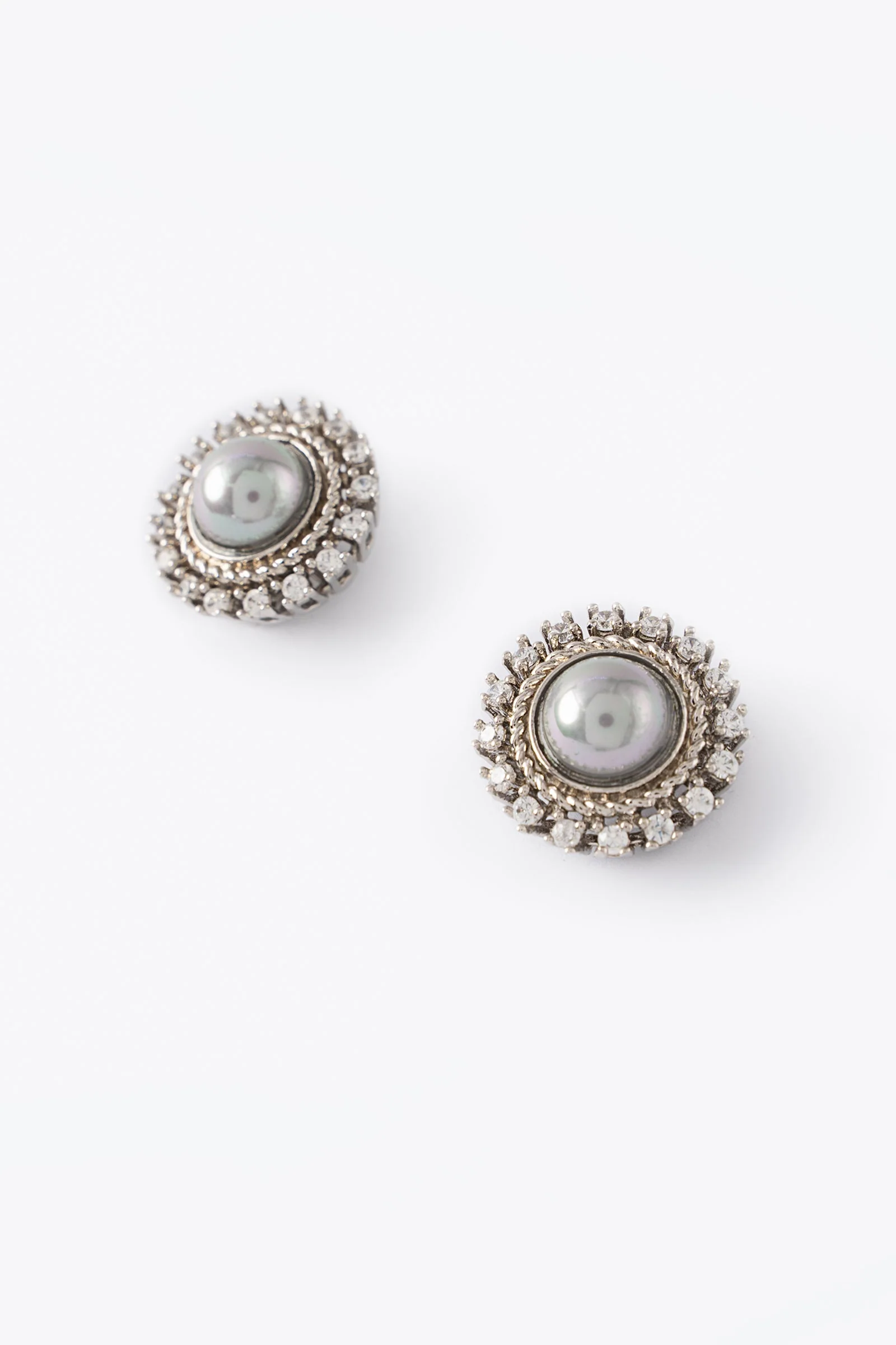 Pearl Studs - Image 4