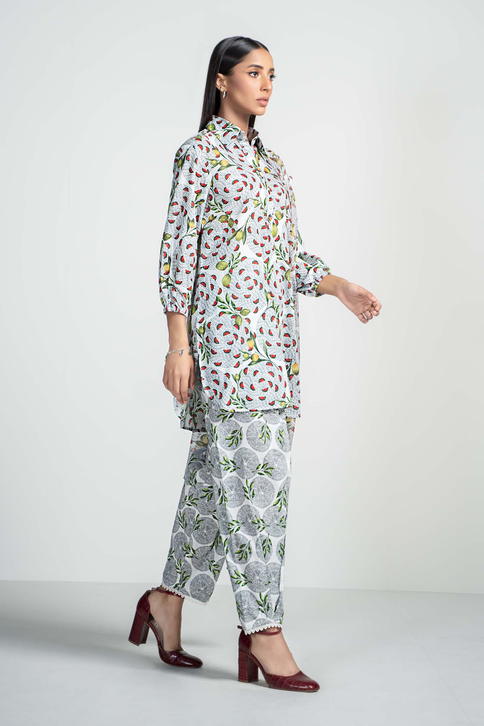 3 Piece Printed Lawn Suit - Image 4