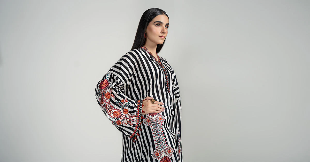 2 Piece Printed Lawn Suit - Image 5
