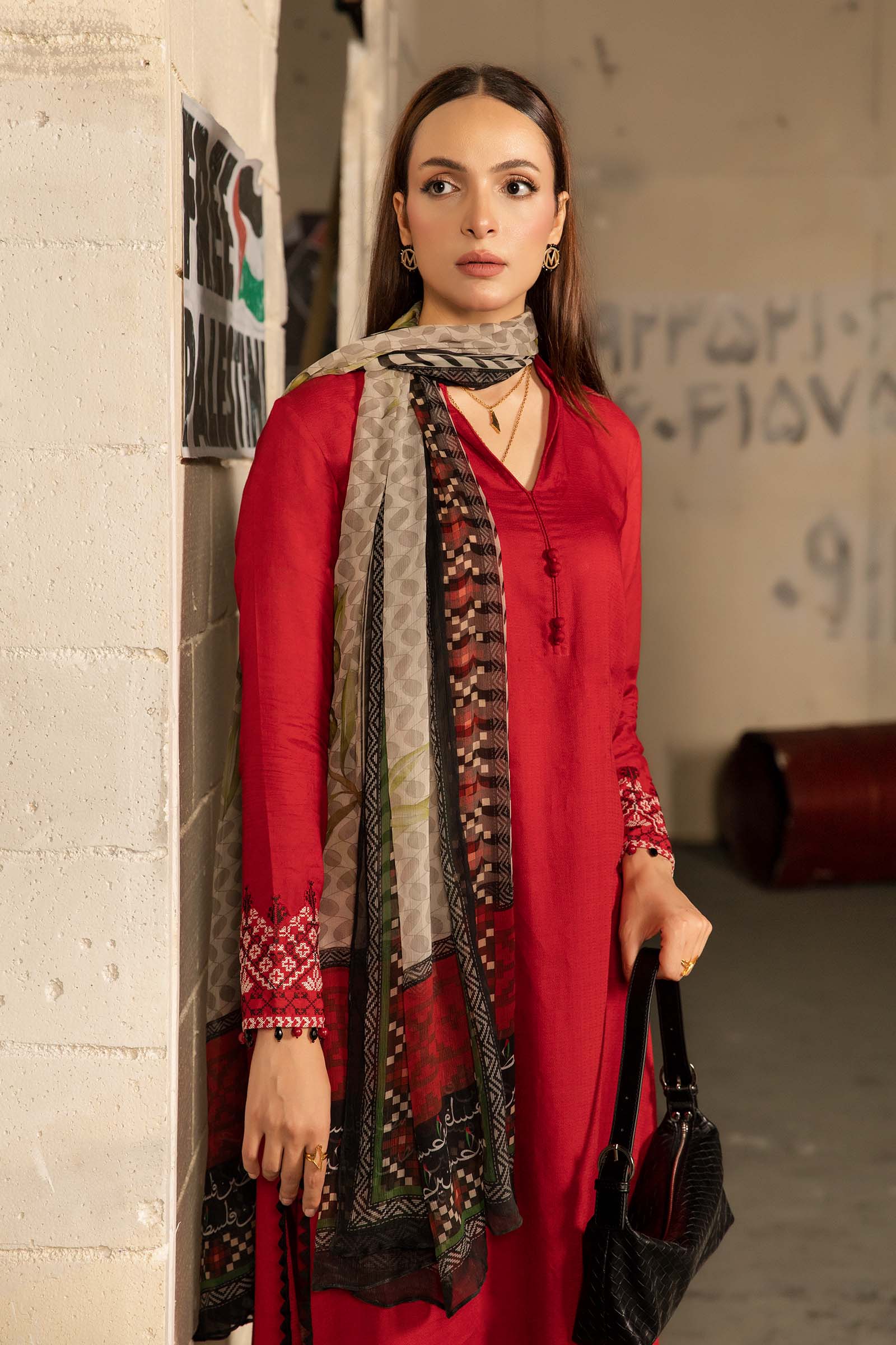 3 Piece Dyed Lawn Suit - Image 2