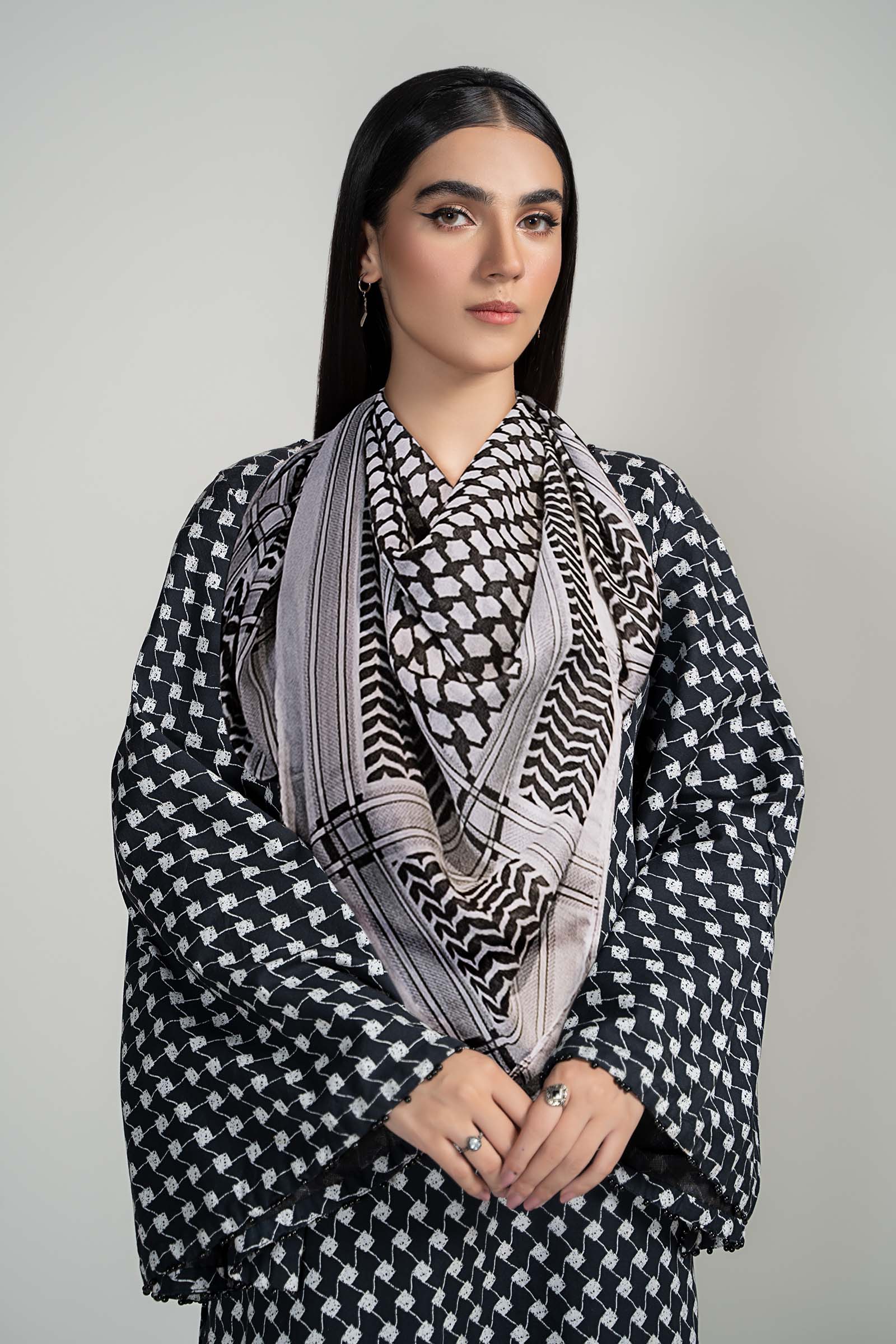 3 Piece Printed Lawn Suit - Image 2