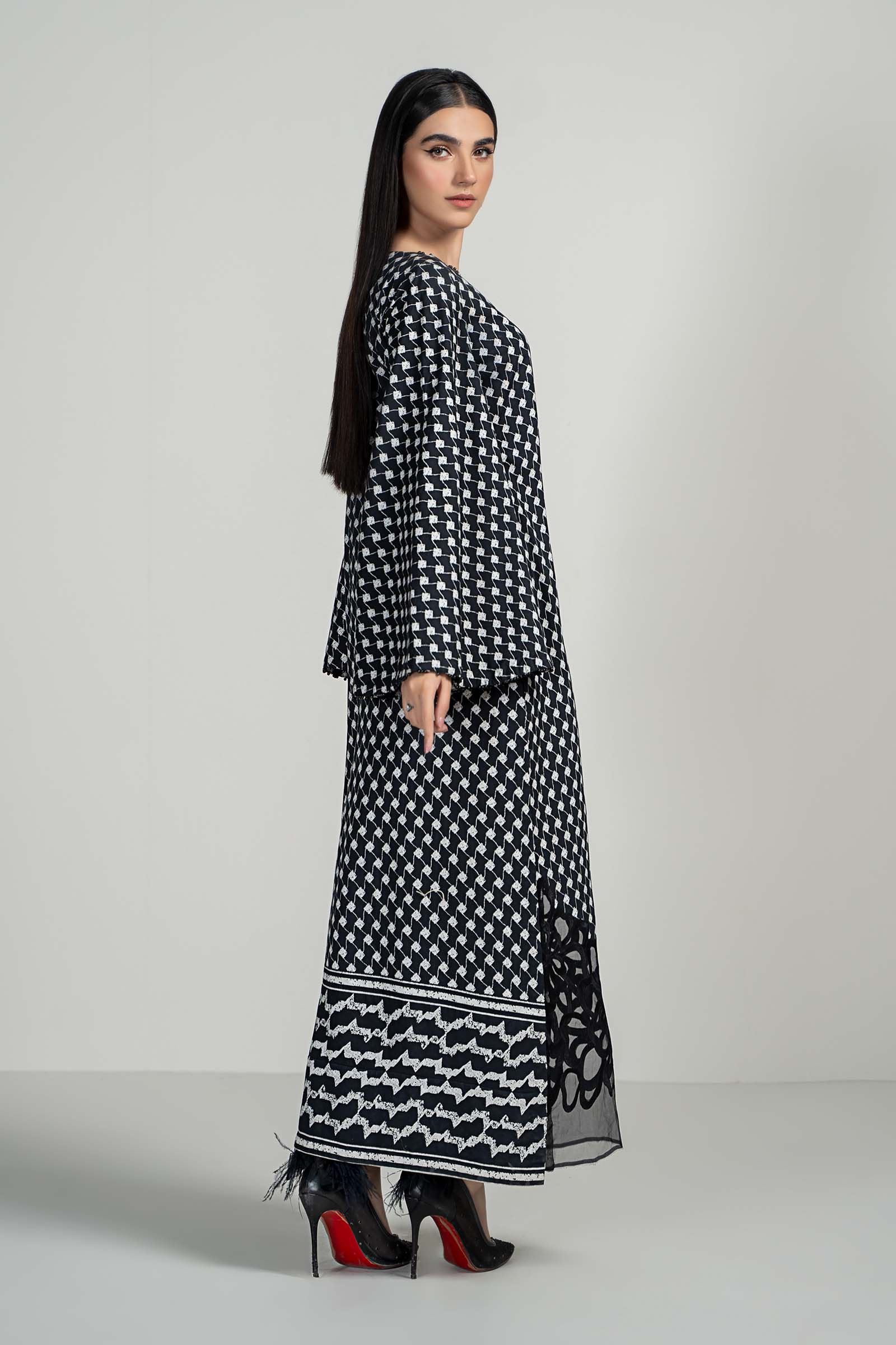 3 Piece Printed Lawn Suit - Image 3
