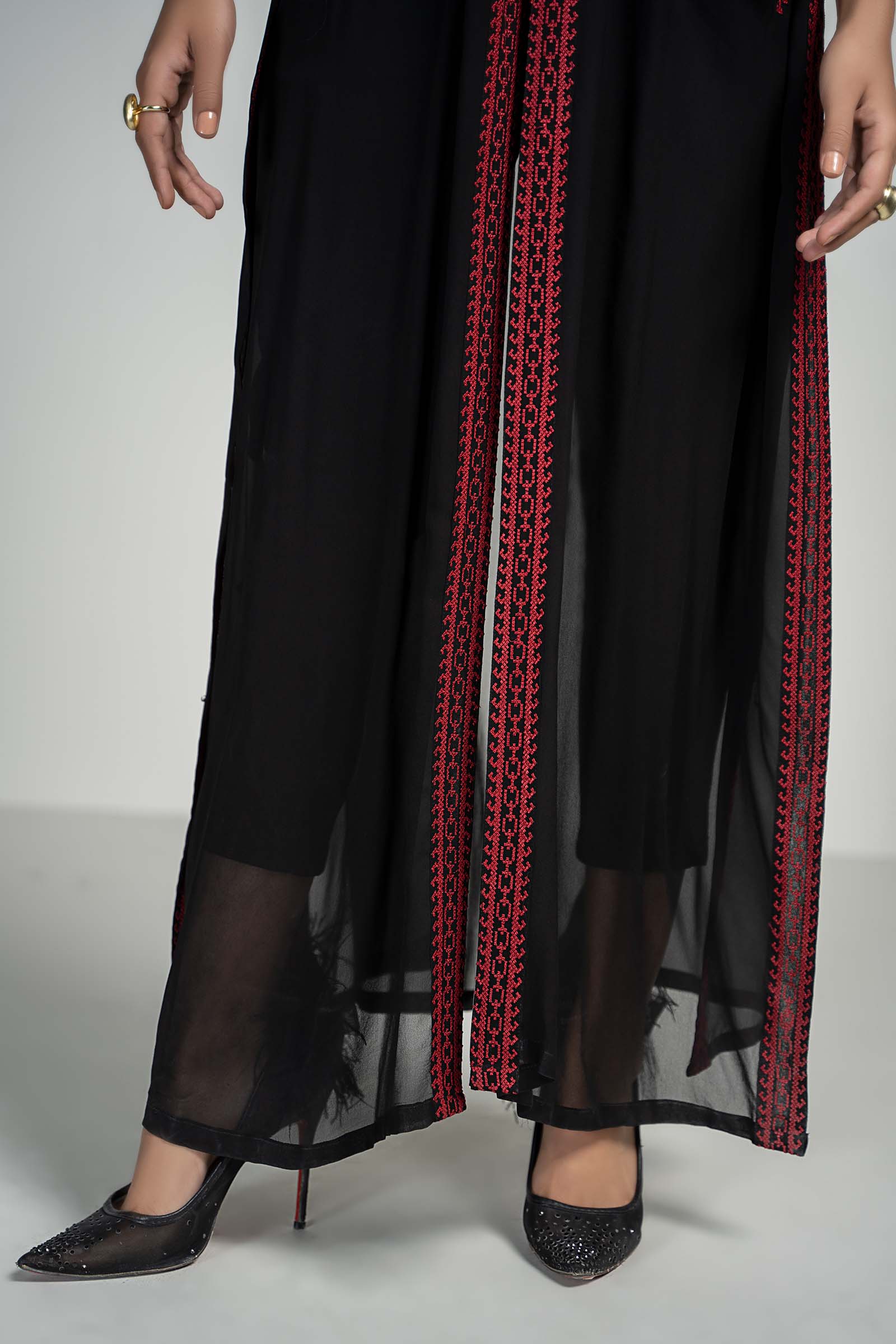 Embroidered Georgette Kaftan - Image 4