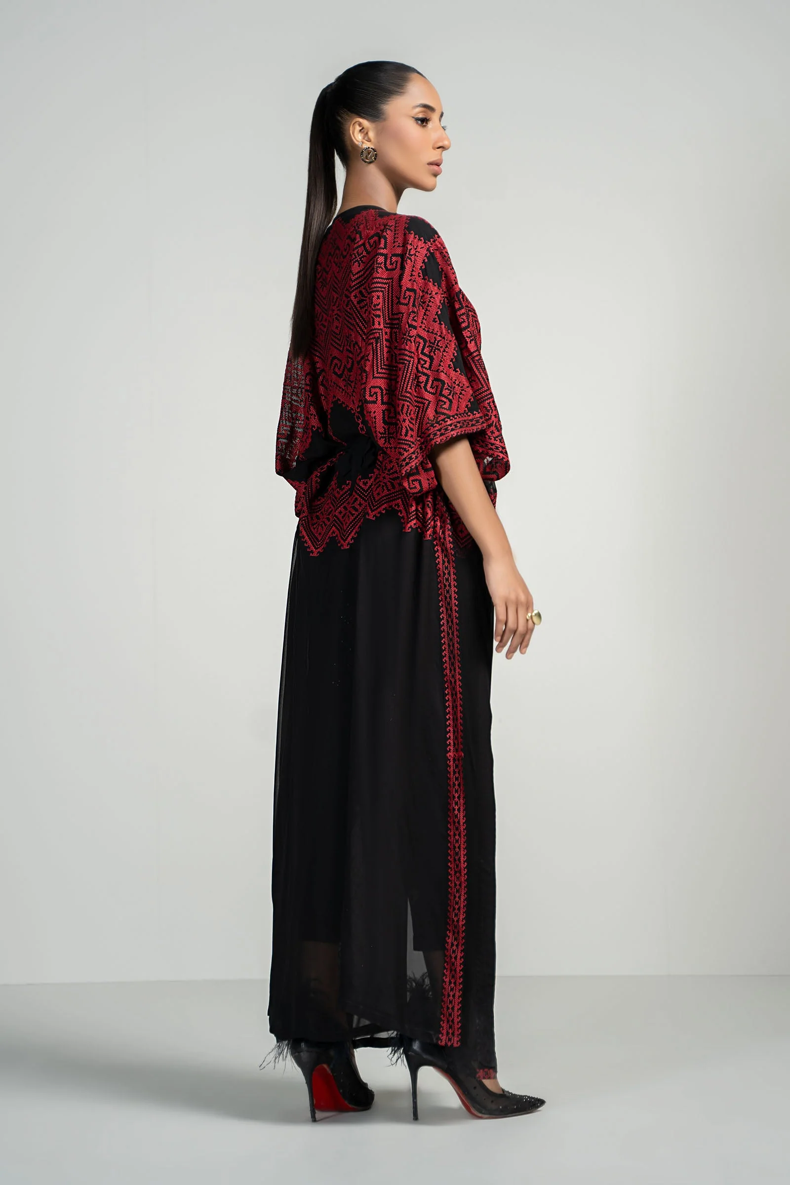 Embroidered Georgette Kaftan - Image 6