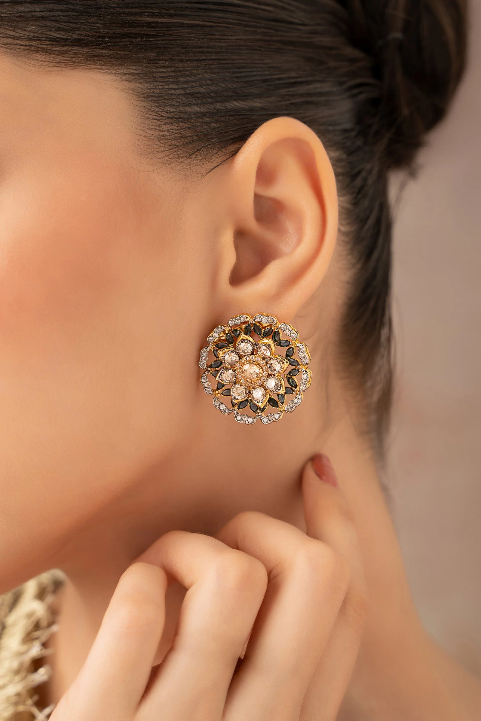 Riha Studs - Image 3