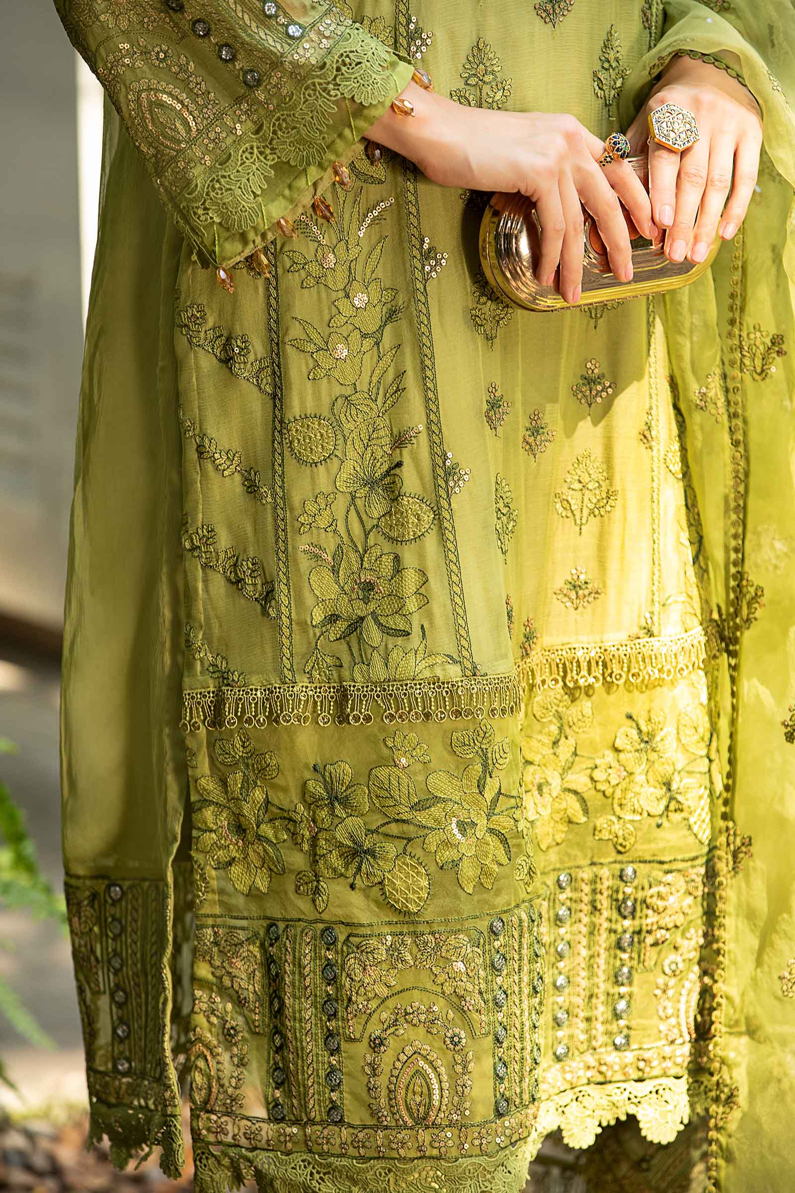 3 Piece Embroidered Suit - Image 4