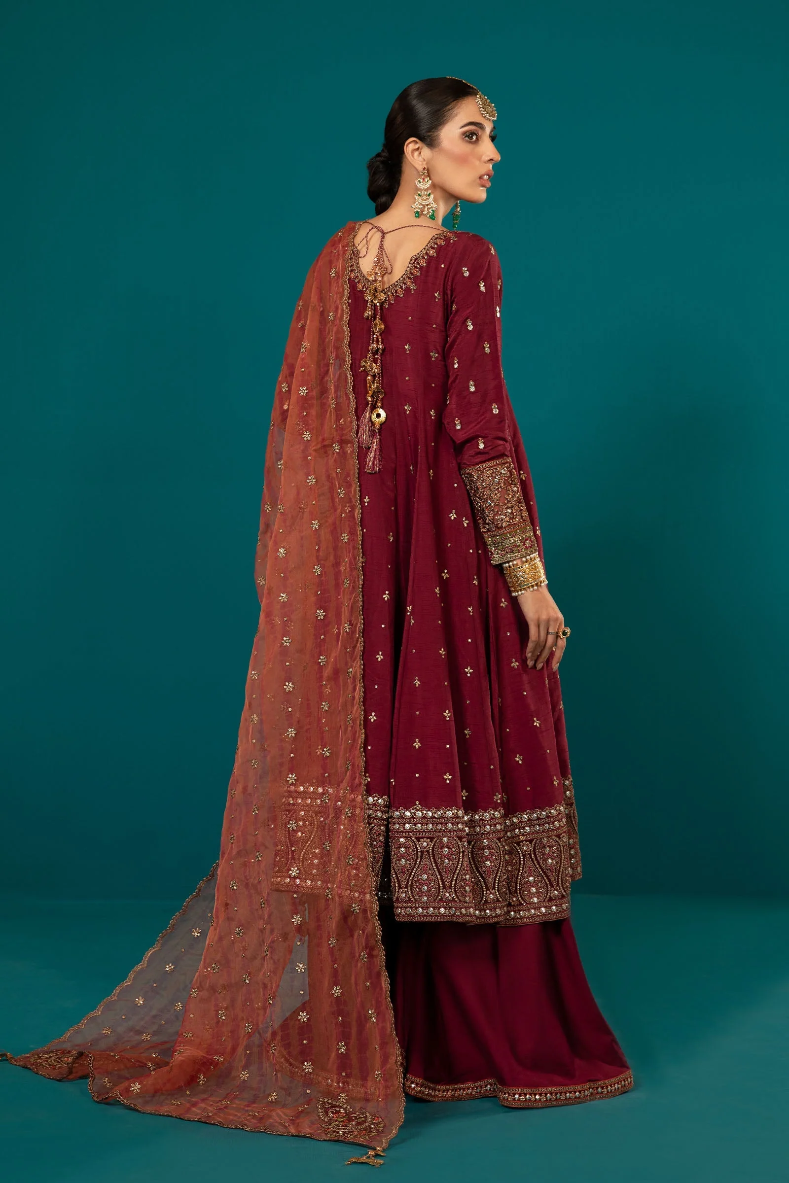 3 Piece Embroidered Suit - Image 10