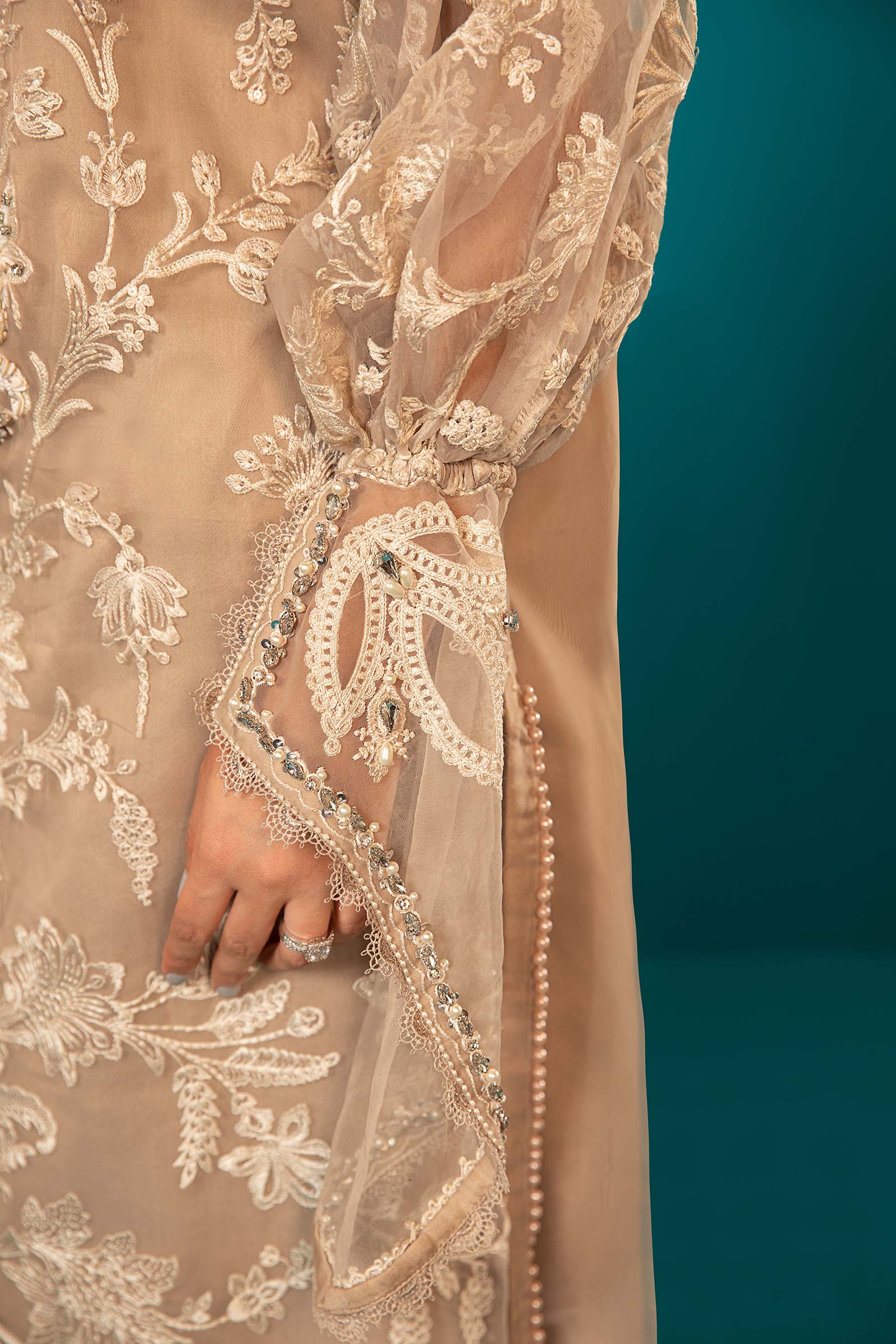 3 Piece Embroidered Suit - Image 5