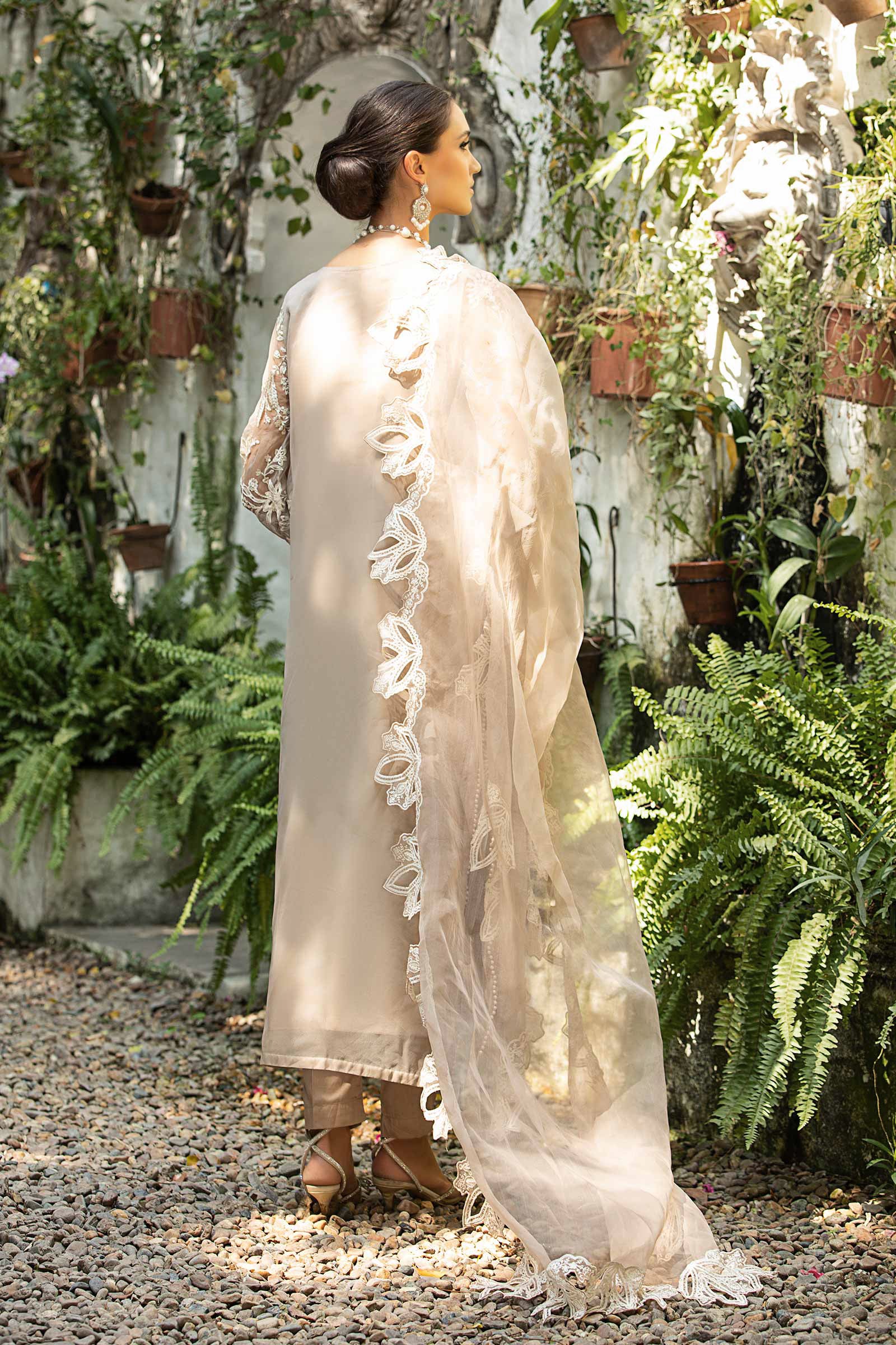 3 Piece Embroidered Suit - Image 8