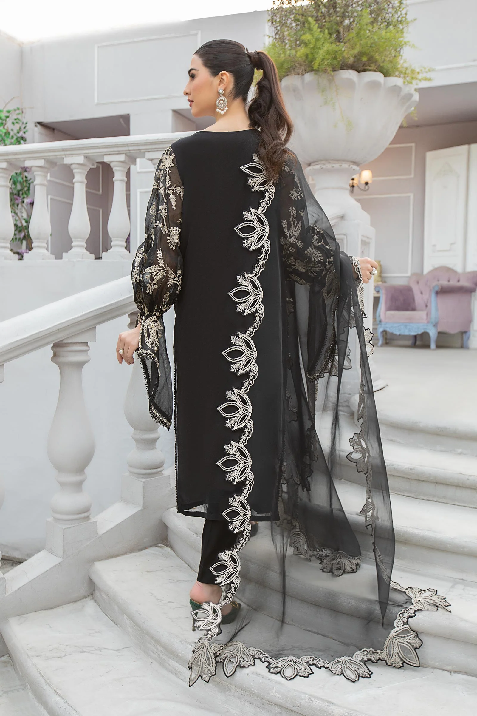 3 Piece Embroidered Suit - Image 6