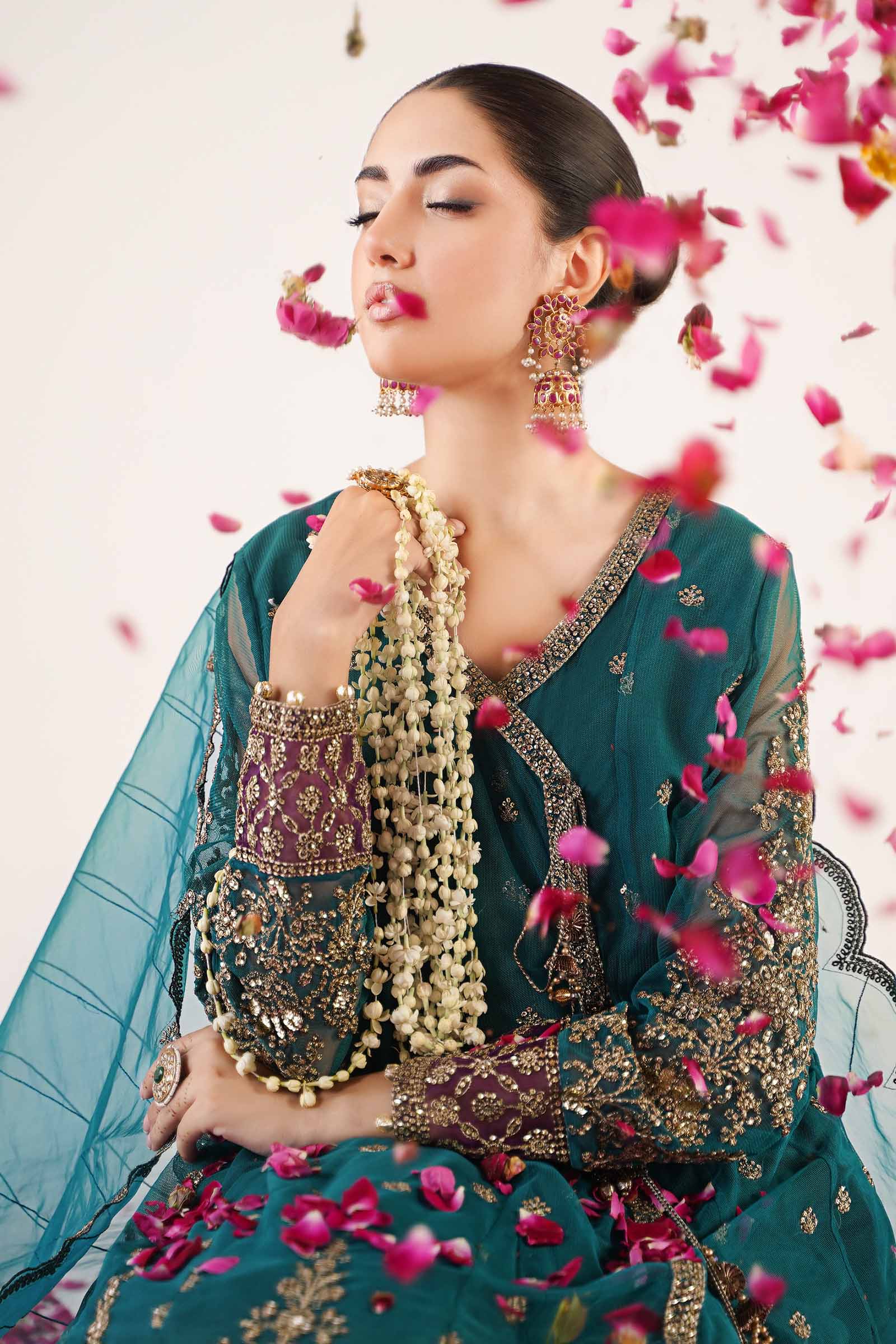 3 Piece Embroidered Net Suit - Image 5