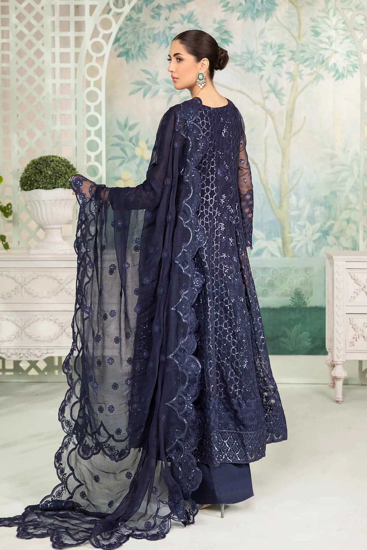 3 Piece Embroidered Chiffon Suit - Image 5