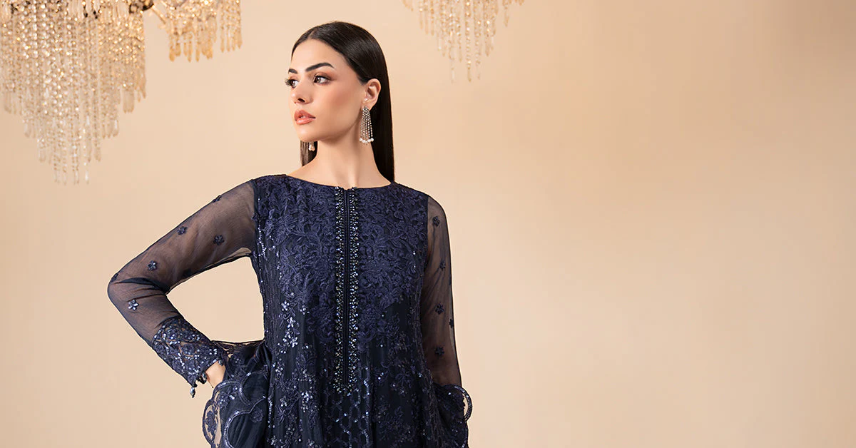 3 Piece Embroidered Chiffon Suit - Image 7