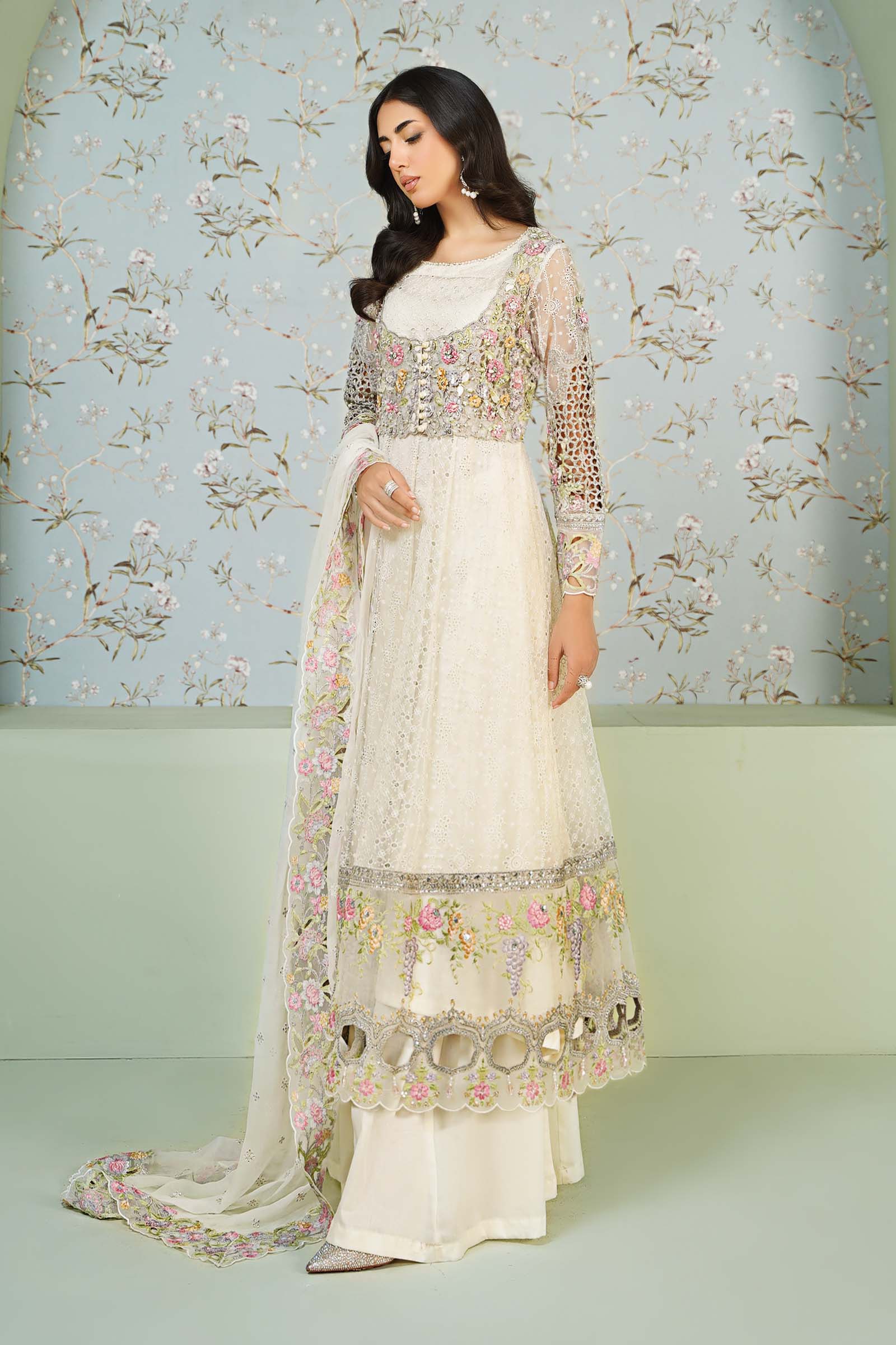 3 Piece Embroidered Organza Suit - Image 6