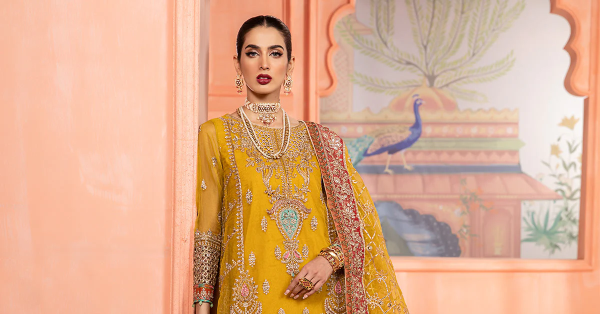 3 Piece Embroidered Organza Suit - Image 7