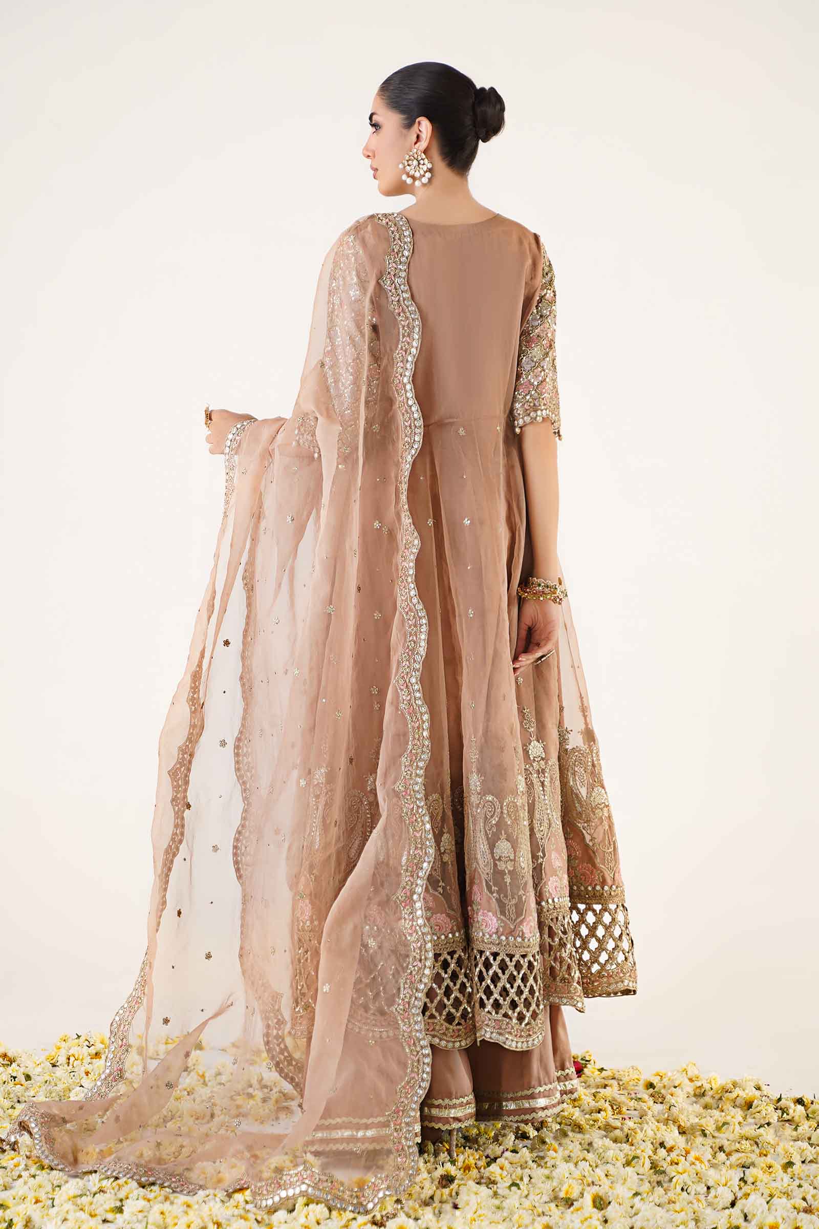 3 Piece Embroidered Organza Suit - Image 7
