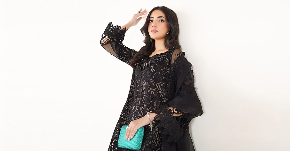 3 Piece Embroidered Organza Suit - Image 5