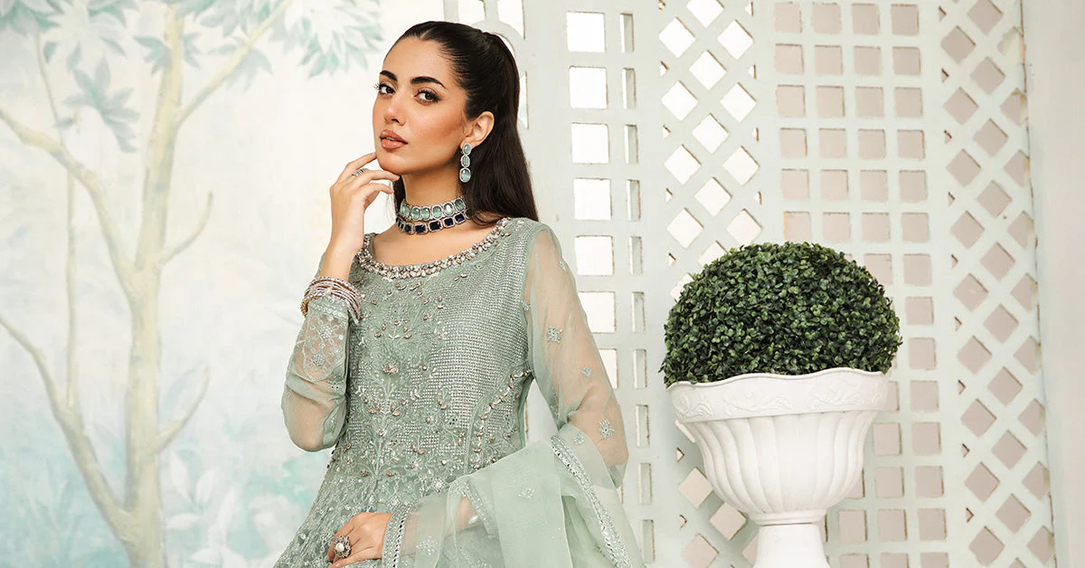 3 Piece Embroidered Bamber Chiffon Suit - Image 5