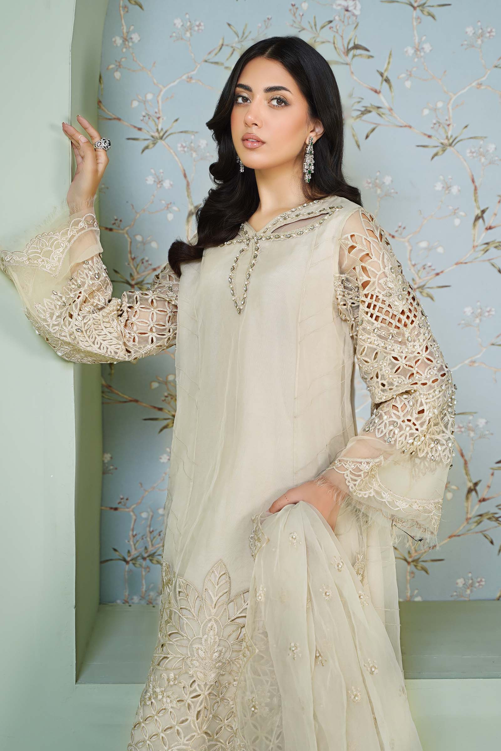 3 Piece Embroidered Organza Suit - Image 4