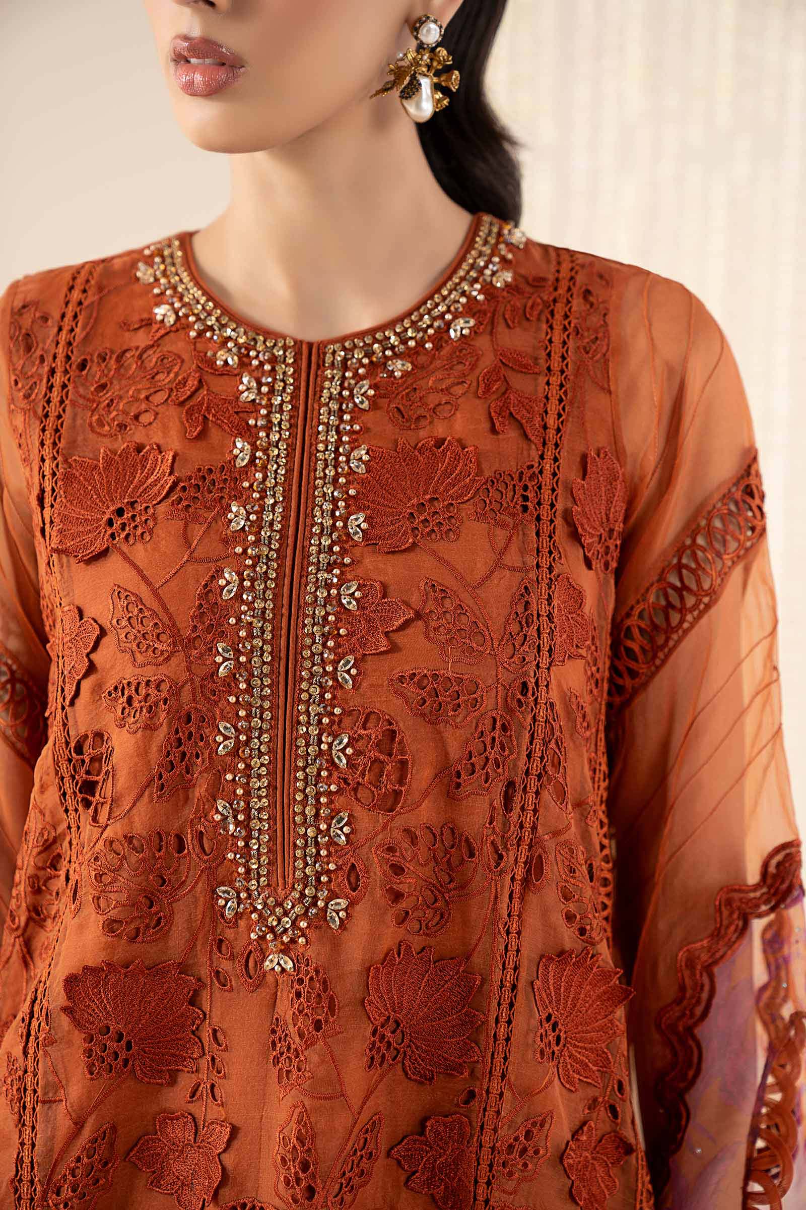 3 Piece Embroidered Organza Suit - Image 3