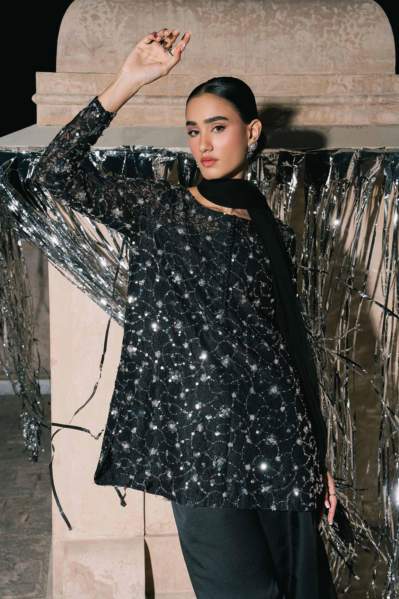 3 Piece Embroidered Net Suit - Image 3