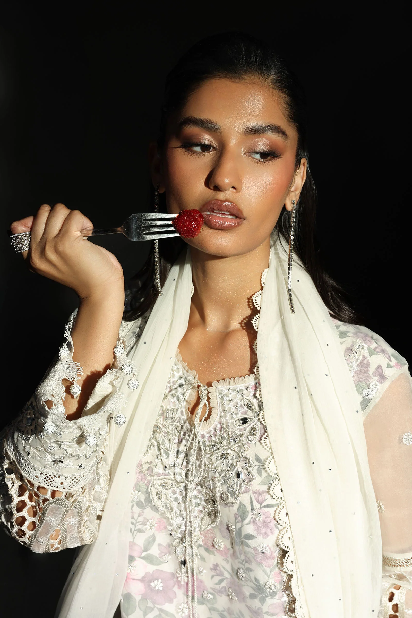3 Piece Embroidered Organza Suit - Image 3
