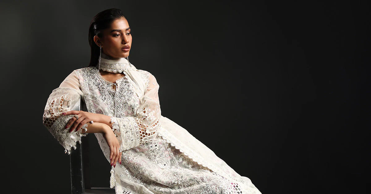 3 Piece Embroidered Organza Suit - Image 8