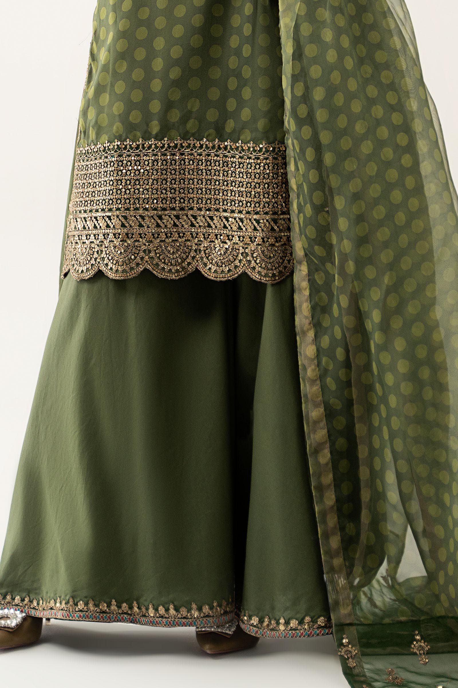 3 Piece Embroidered Suit - Image 4