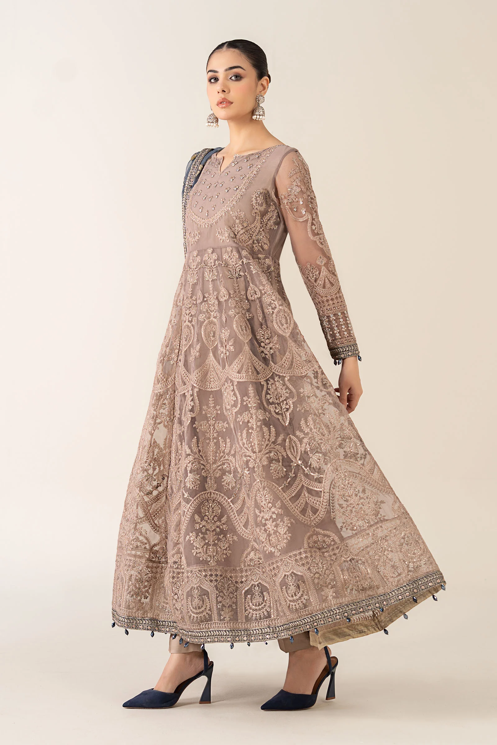 3 Piece Embroidered Suit - Image 7