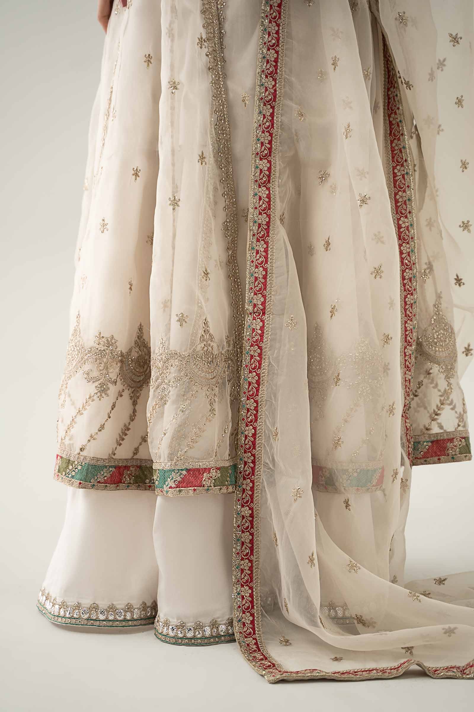 3 Piece Embroidered Suit - Image 4