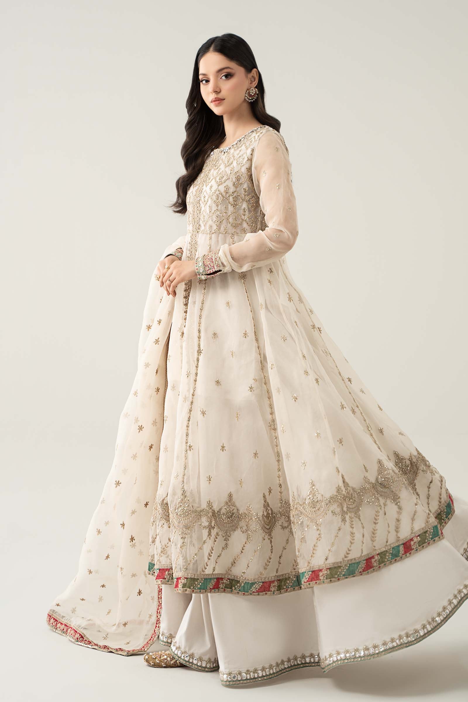 3 Piece Embroidered Suit - Image 5