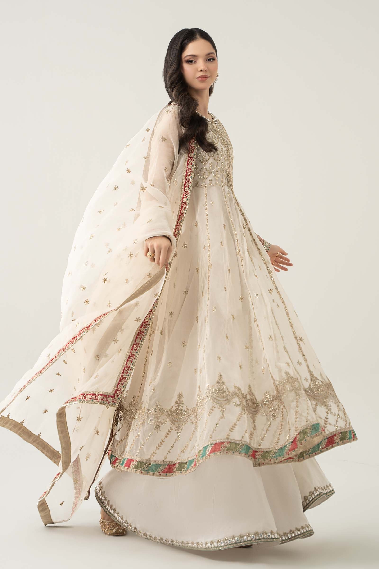 3 Piece Embroidered Suit - Image 6