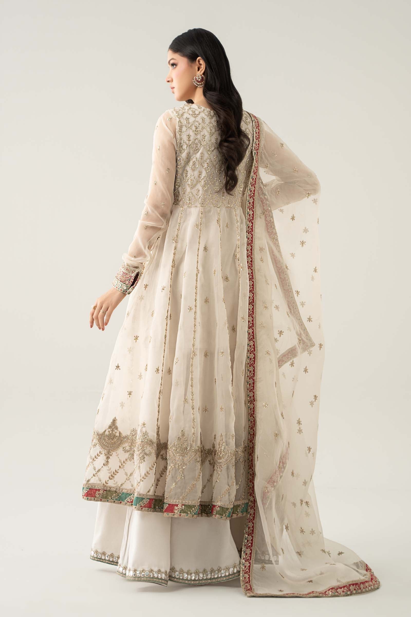3 Piece Embroidered Suit - Image 7