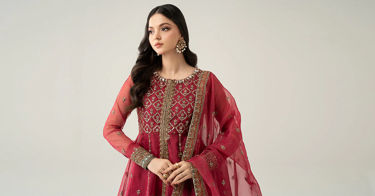 3 Piece Embroidered Suit - Image 11