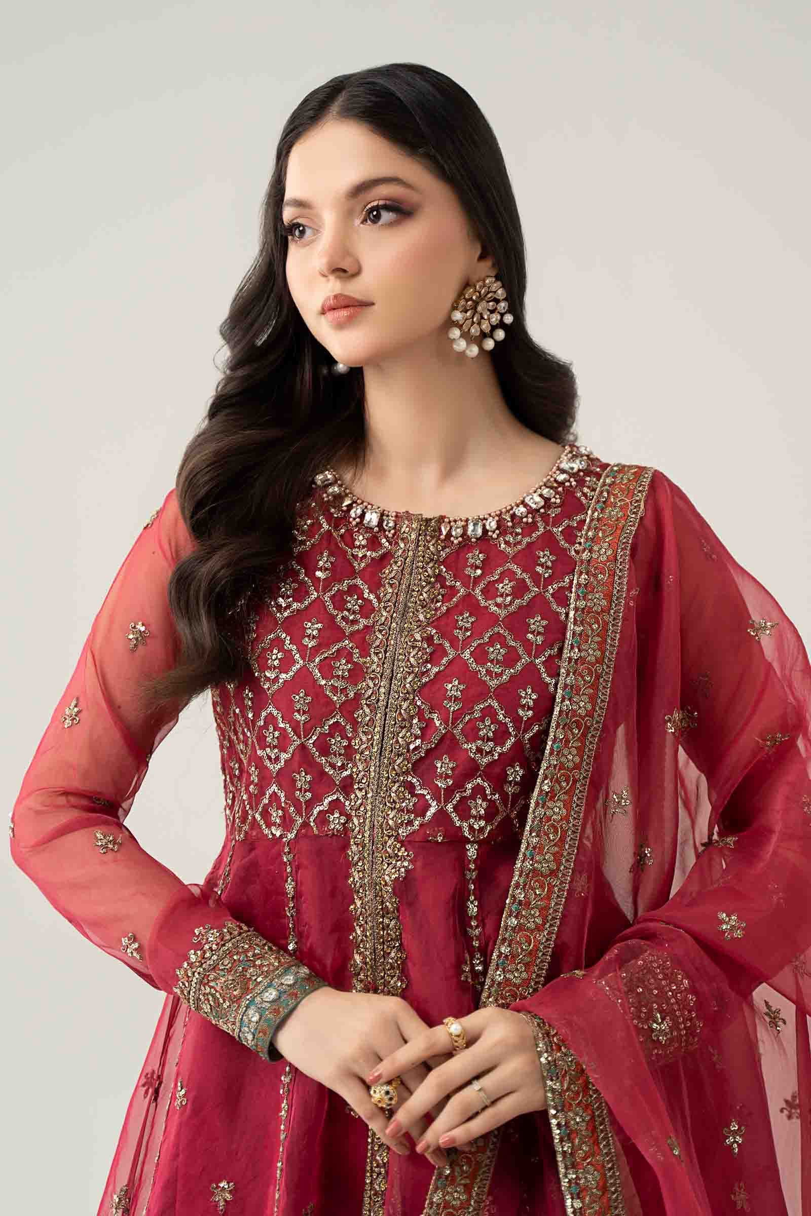 3 Piece Embroidered Suit - Image 3
