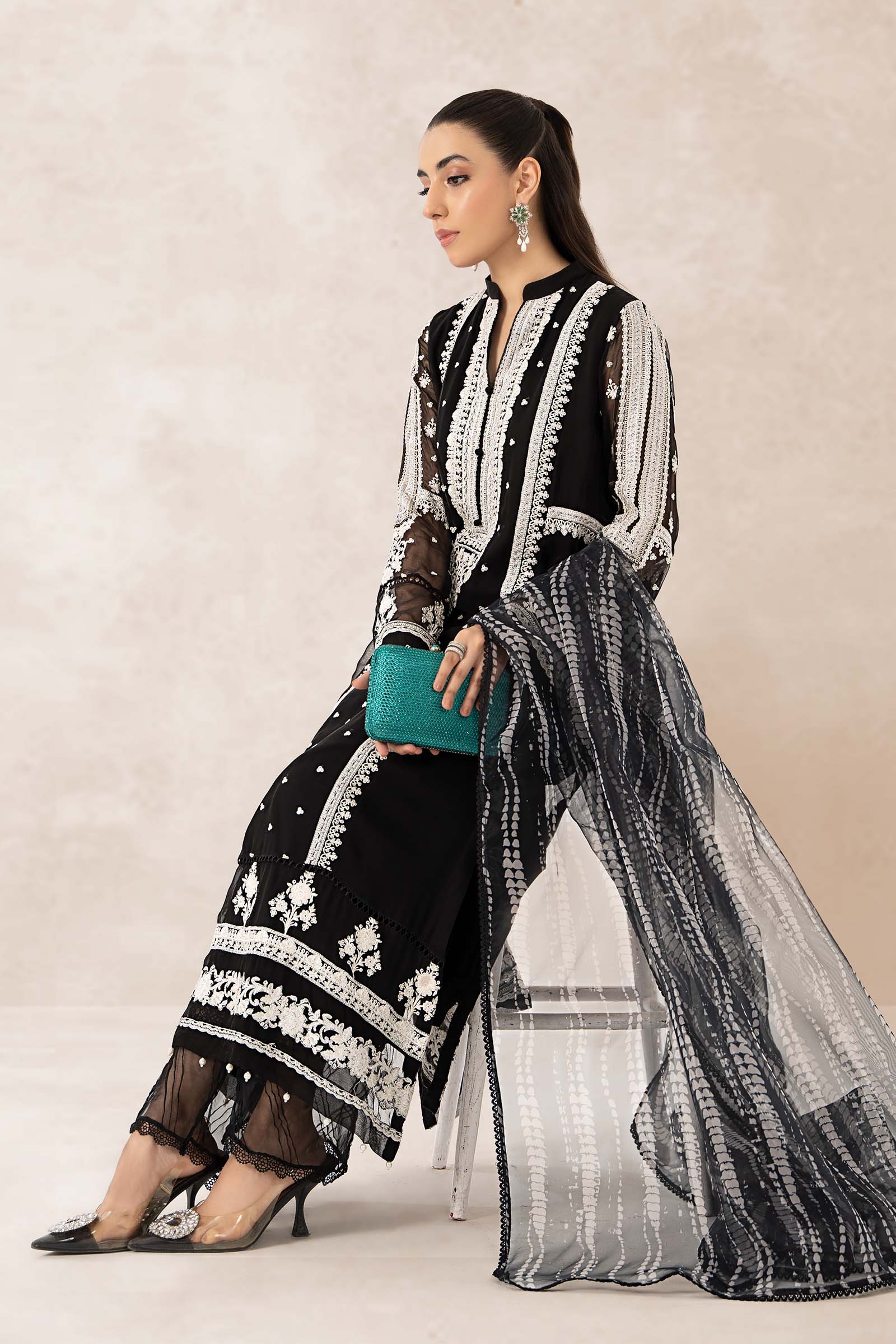 3 Piece Embroidered Suit - Image 5
