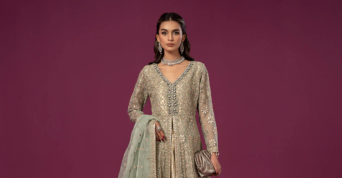 3 Piece Embroidered Organza Suit - Image 10